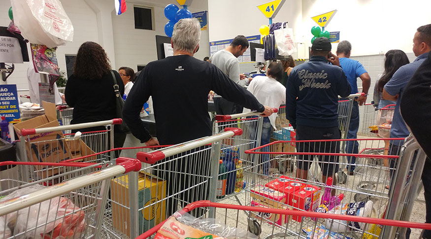  Câmara aprova ampliação do atendimento prioritário em supermercados