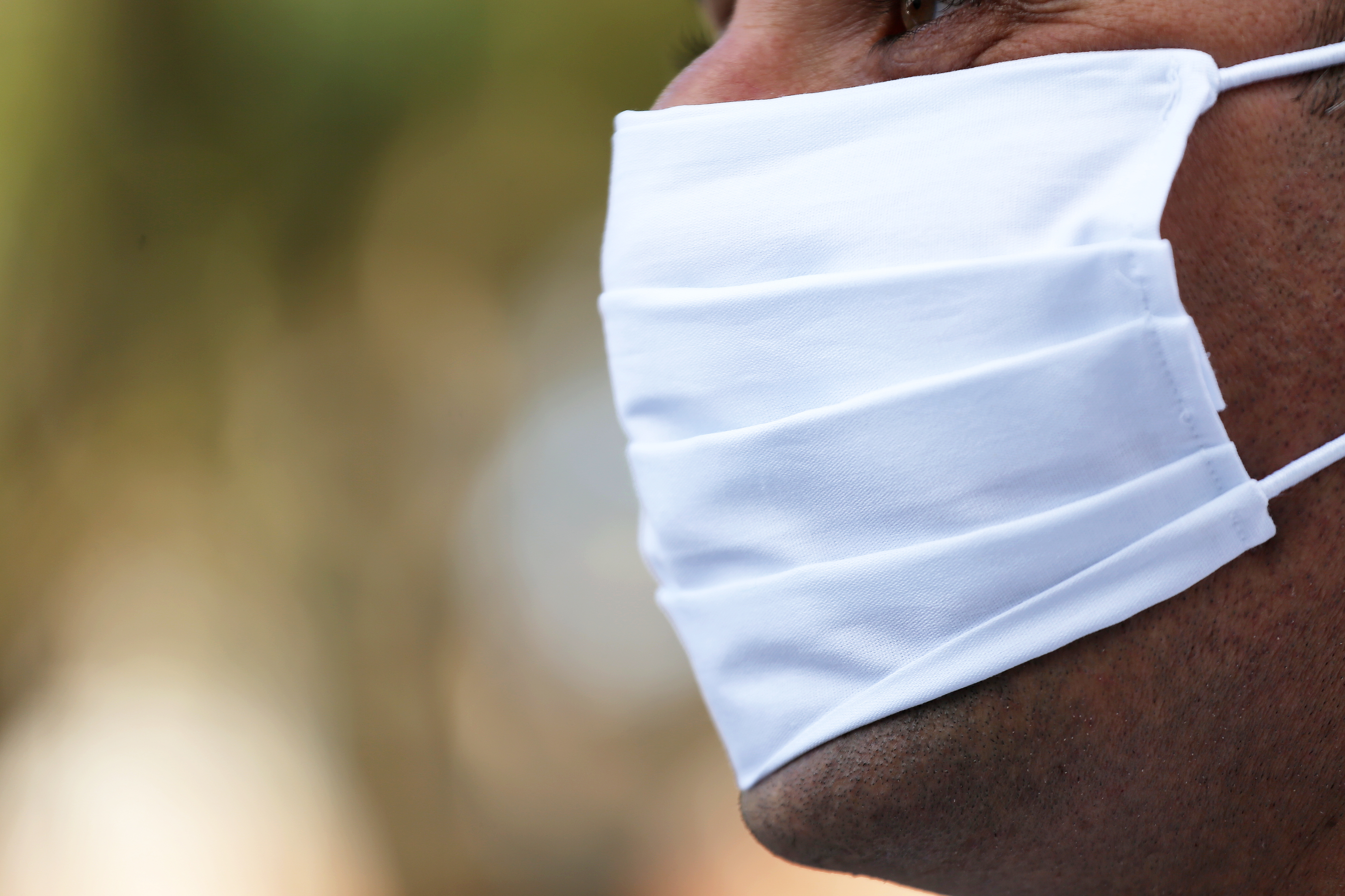  Curitiba retira obrigatoriedade de máscaras em ambientes fechados