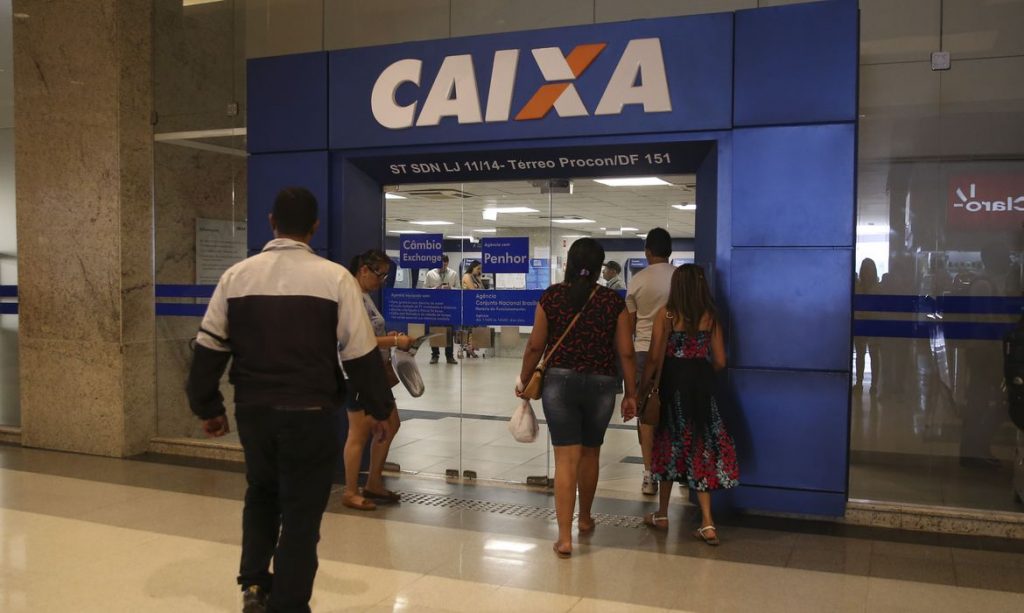 Bancos liberam empréstimo consignado para Auxilio Brasil