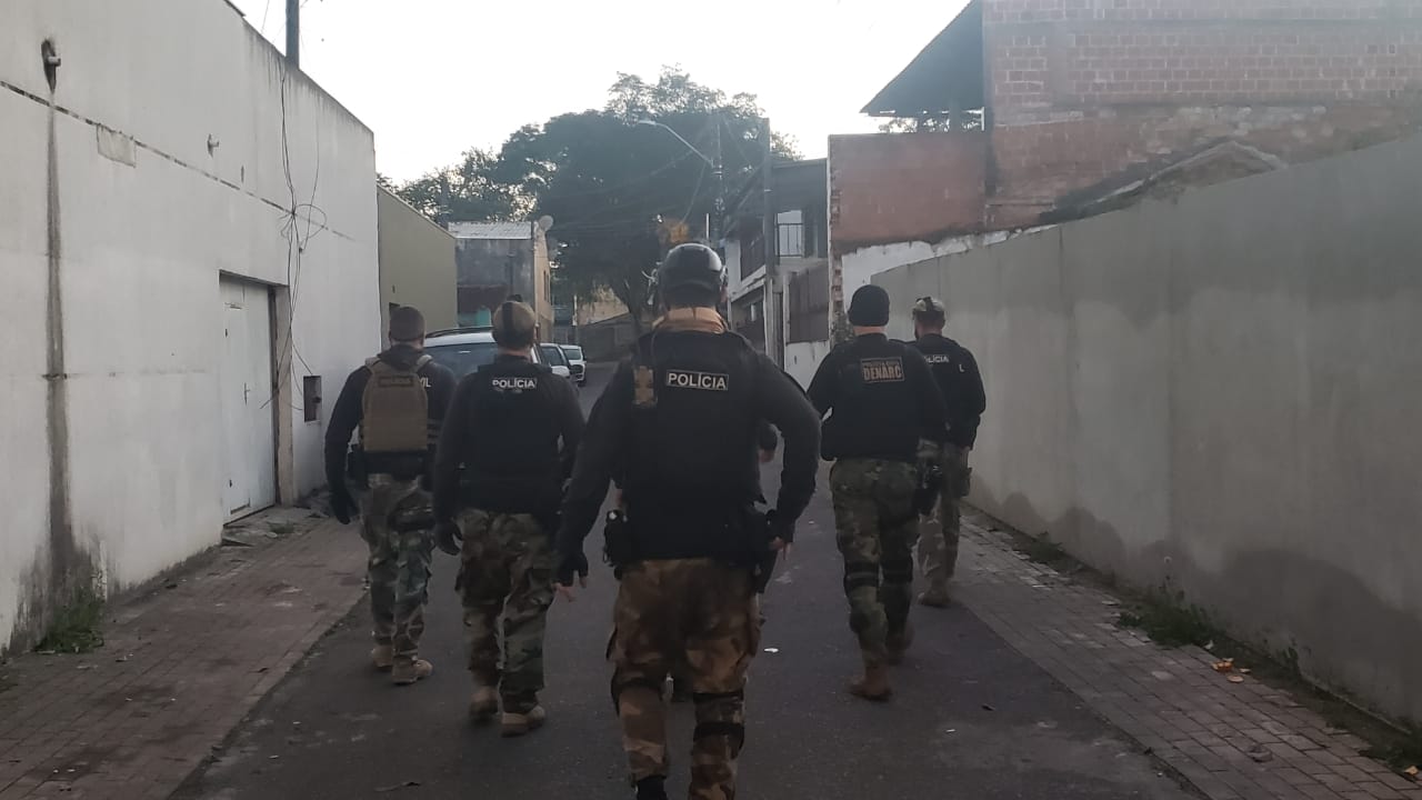  Polícia civil prende suspeito de ser o mandante de assassinato na CIC, em Curitiba