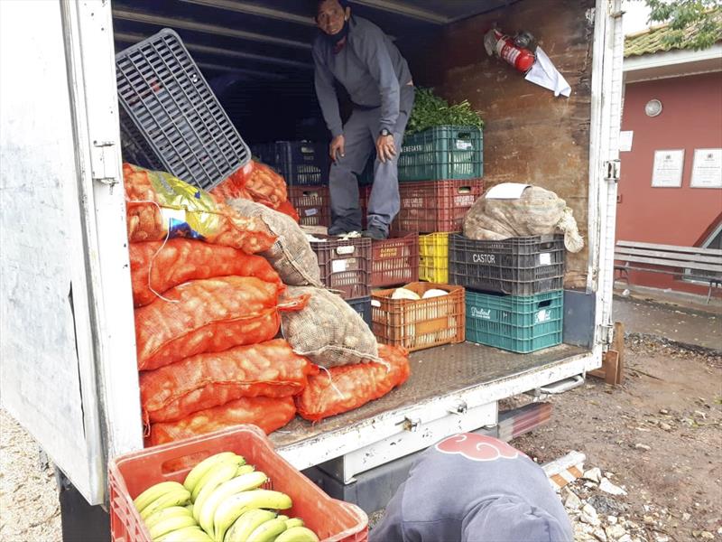  Famílias atendidas nos Cras de Curitiba recebem alimentos da agricultura familiar