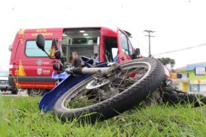 Trabalhadores que usam motos têm  mais chance de sofrer acidentes, aponta estudo do Sesi PR