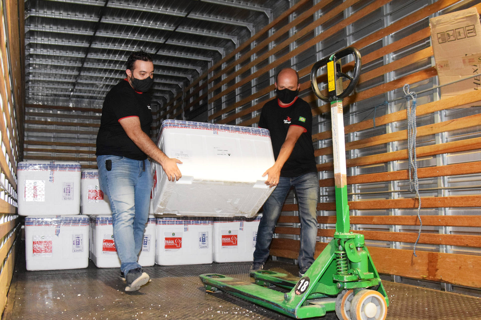  Regionais de saúde do Paraná recebem nesta quinta-feira (18) novo lote de vacinas CoronaVac