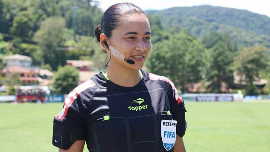  Árbitra paranaense será única brasileira a apitar jogos nas Olimpíadas de Tóquio