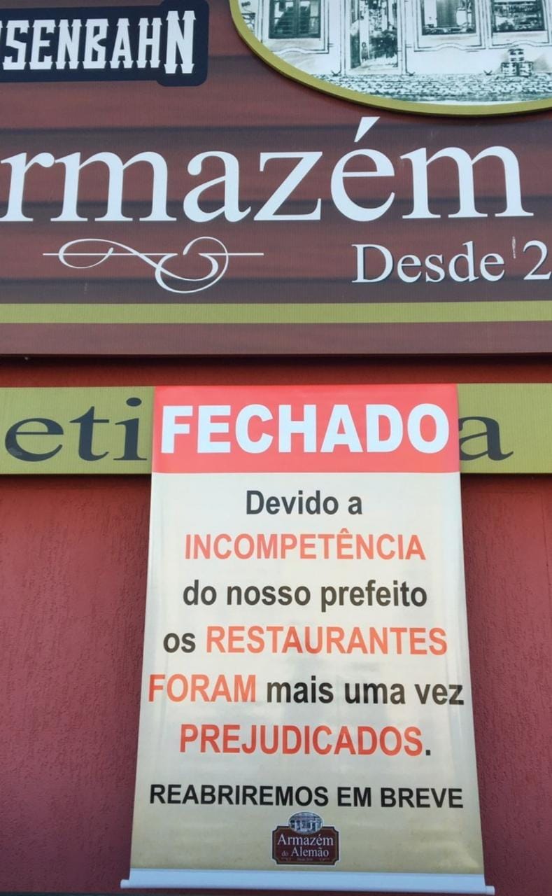  Bares de Curitiba fecham as portas em protesto as medidas mais restritivas para evitar a covid-19