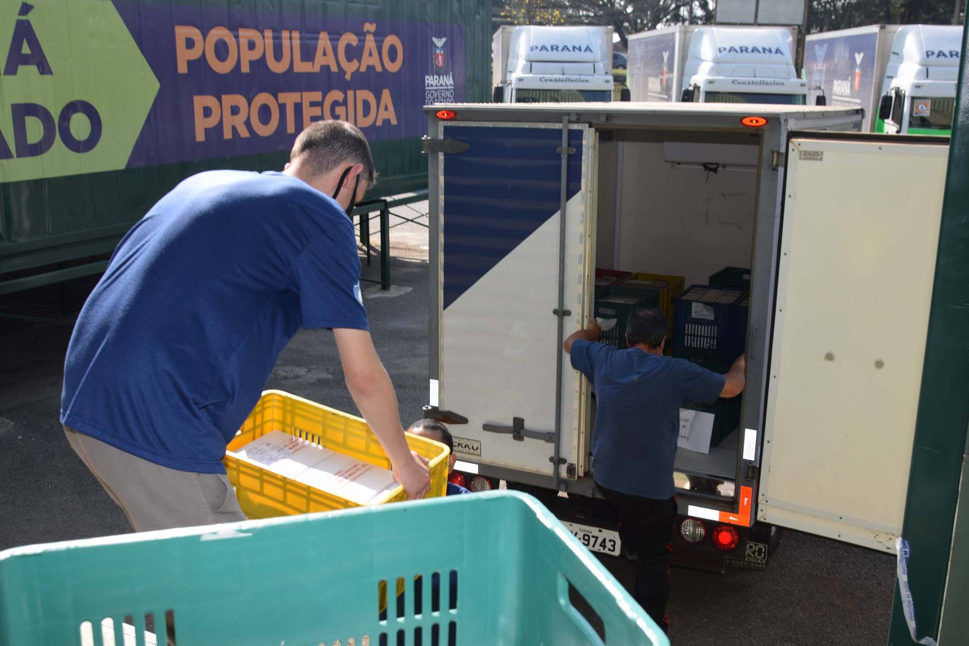  Paraná distribui novas doses de vacina contra covid-19 e medicamentos para intubação