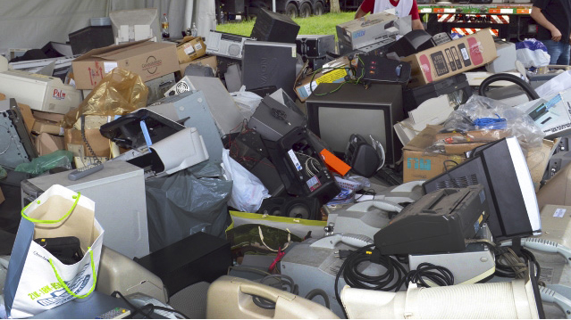  Bairros de Curitiba terão recolhimento de lixo eletrônico