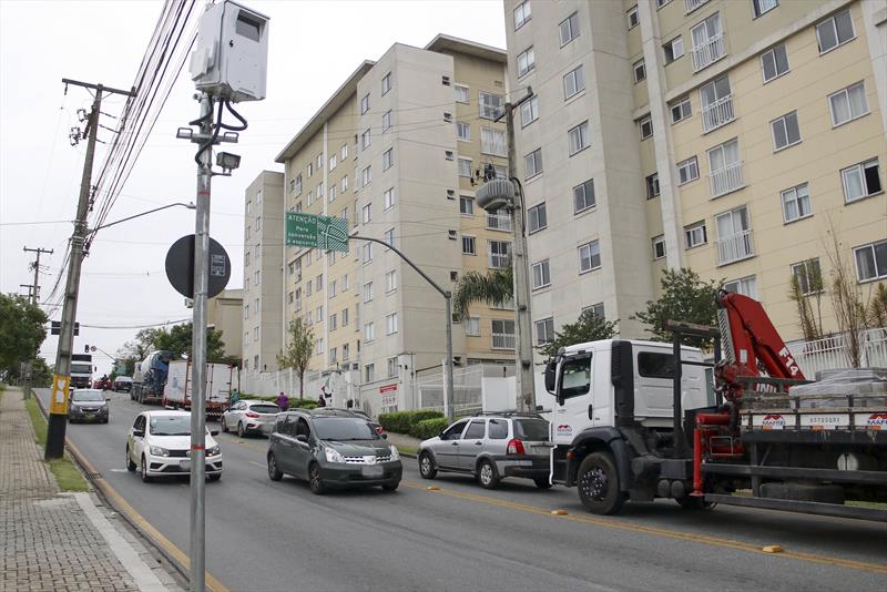  Trechos de ruas com alto índice de acidentes em Curitiba terão fiscalização eletrônica