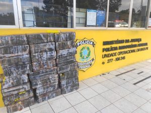 PRF apreende mais de 500kg de maconha, em Cascavel