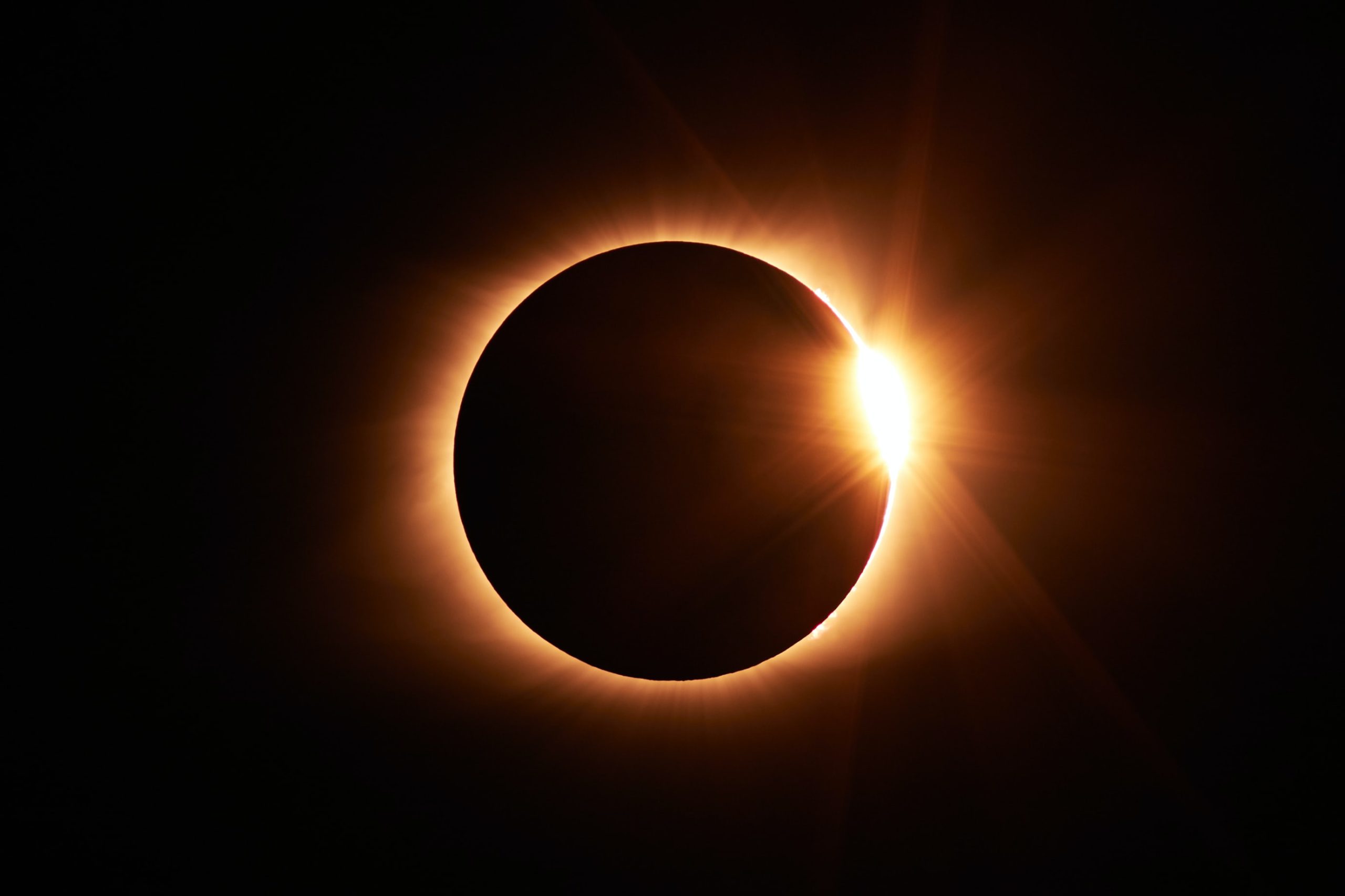  Maior eclipse parcial do século acontece na próxima sexta-feira (19)