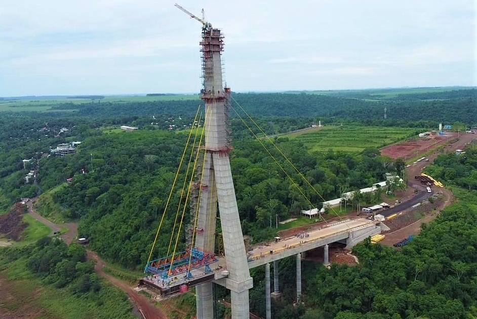  Ponte da Integração Brasil-Paraguai está 73% concluída