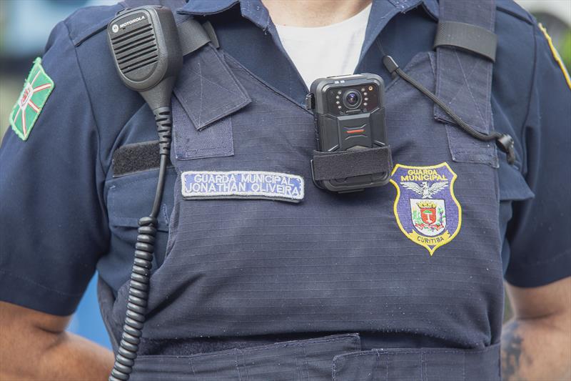  Guardas municipais de Curitiba devem utilizar câmera corporal
