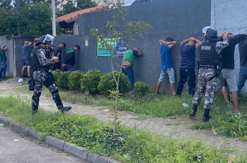  Confusões entre torcedores terminam com 8 pessoas presas em Curitiba