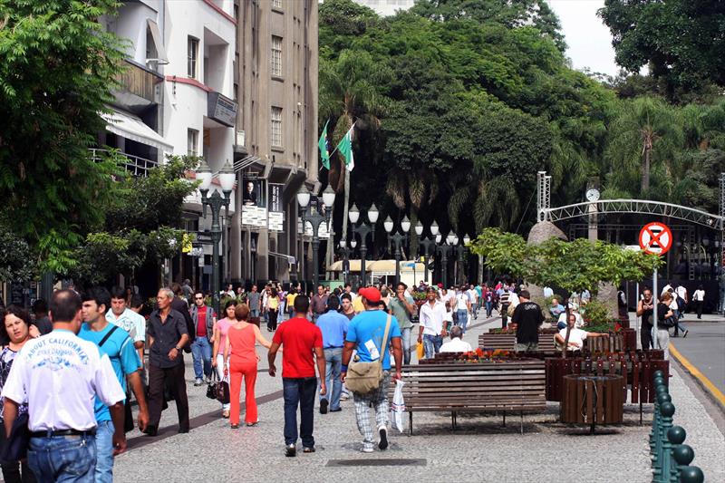  Mães de crianças desaparecidas participam de manifestação neste sábado