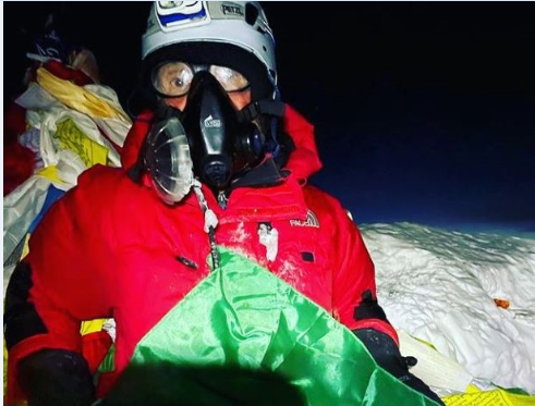  Brasileiro mais velho no topo do Everest é curitibano