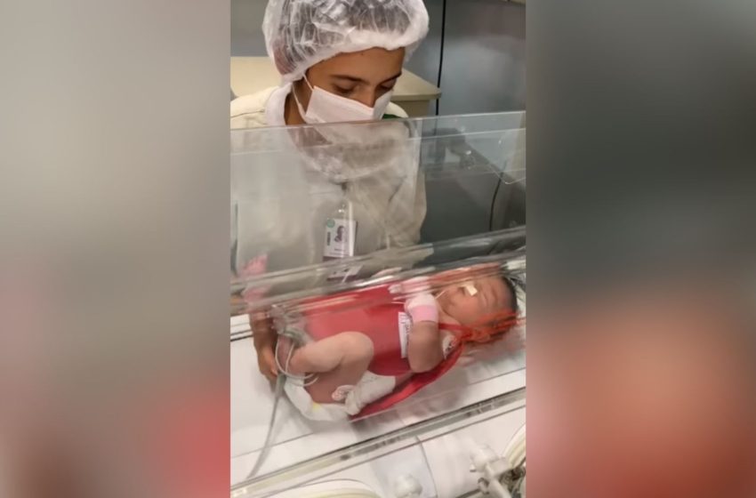  Hospital veste recém-nascidos de coração em homenagem