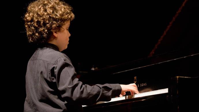  Curitiba recebe etapa final de concurso internacional de piano