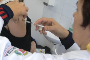 Paraná tem um milhão de vacinas da gripe disponíveis