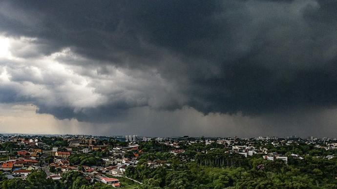  Sol e chuva neste fim de semana em Curitiba
