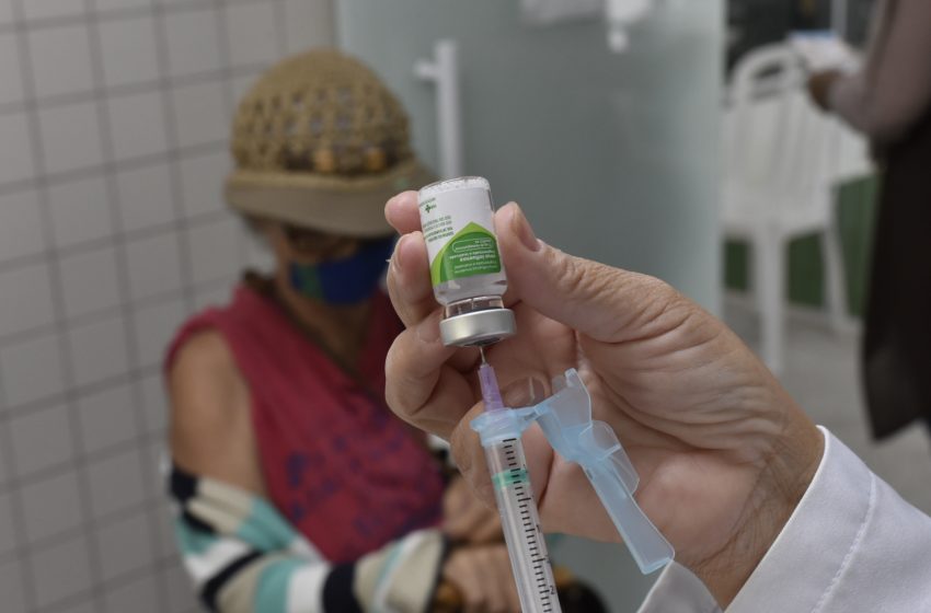 Vacinação contra a gripe é prorrogada no Paraná