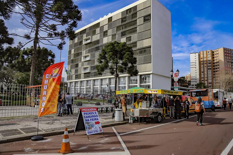  Curitiba ganha feira livre no estacionamento do Tribunal de Justiça