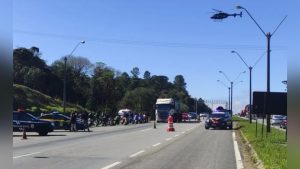 Grupo de motociclistas é preso por suspeita de racha
