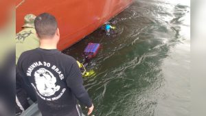 Cocaína é encontrada em casco de navio, em Paranaguá