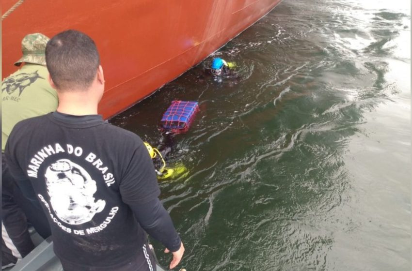  Cocaína é encontrada em casco de navio, em Paranaguá