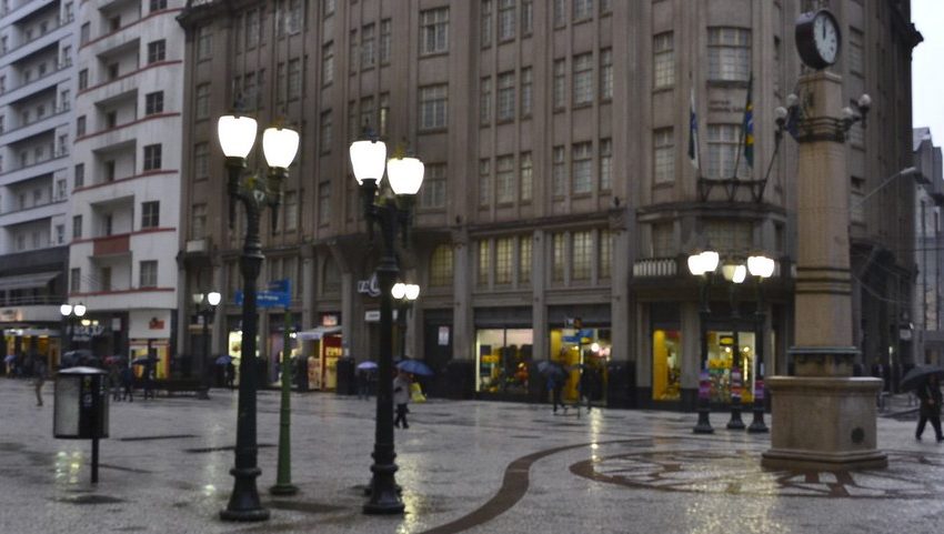  46 municípios paranaenses registram chuva acima da média em outubro