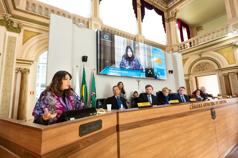  Servidores públicos de Curitiba poderão utilizar nome social