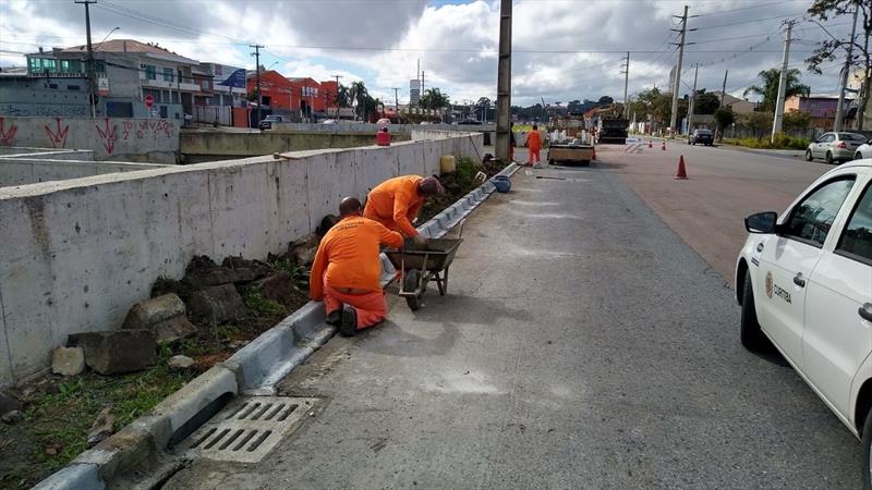  Obras para melhorar a acessibilidade são realizadas em Curitiba