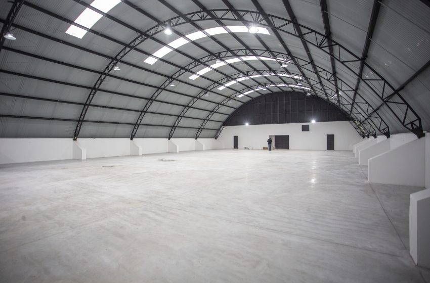 Arena pública de patinação artística é inaugurada em Curitiba