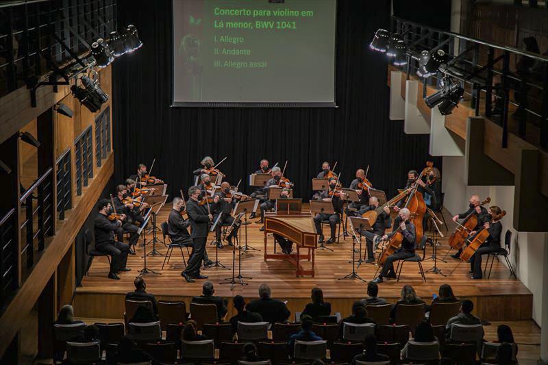  Orquestra de Curitiba apresenta o concerto “As quatro estações”
