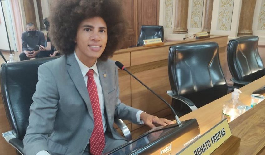  Renato Freitas: Câmara é notificada de suspensão da cassação