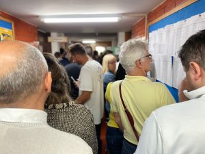 Três cidades do Paraná ainda registram votos