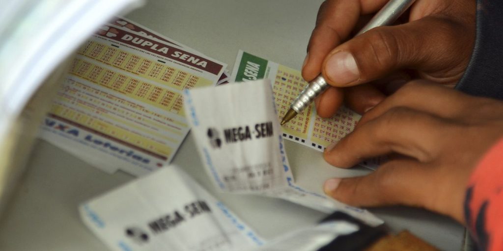 Mega-Sena acumulada pode pagar R$ 42 milhões nesta quarta (18)