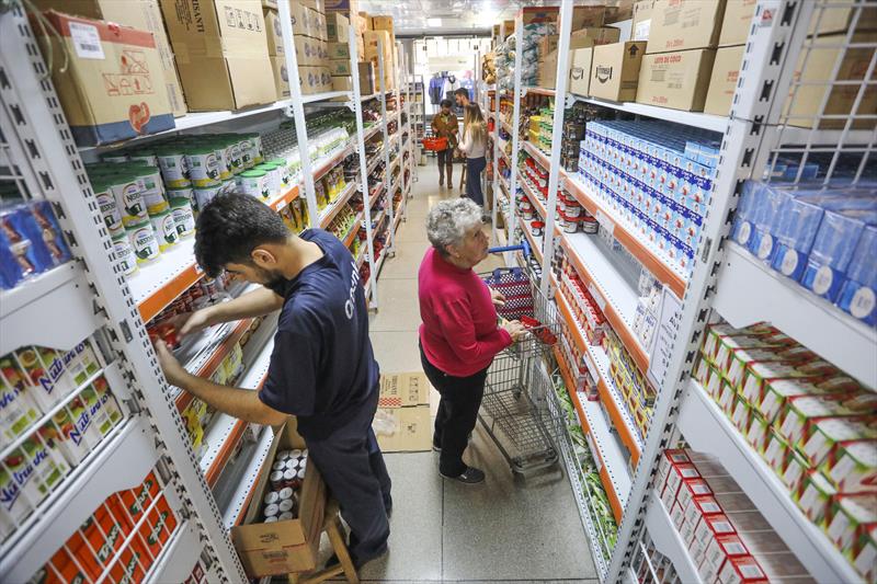 Curitiba tem queda no preço dos alimentos, aponta IPR