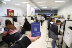 Paraná tem sexta menor taxa de desemprego do país