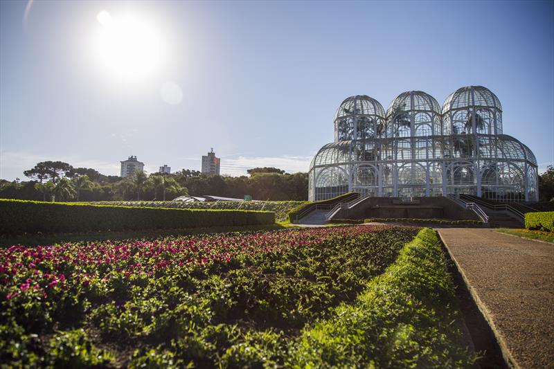  Sol volta a brilhar a partir de terça-feira em Curitiba