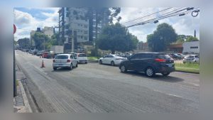 Obras de recape no asfalto alteram trânsito no Bigorrilho