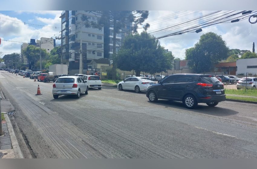  Obras de recape no asfalto alteram trânsito no Bigorrilho