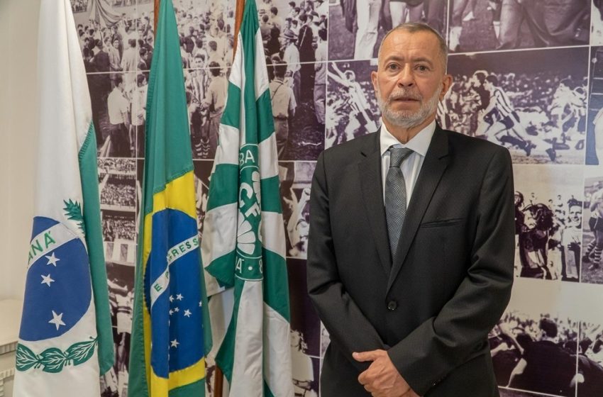  Presidente do Coritiba é afastado por orientações médicas