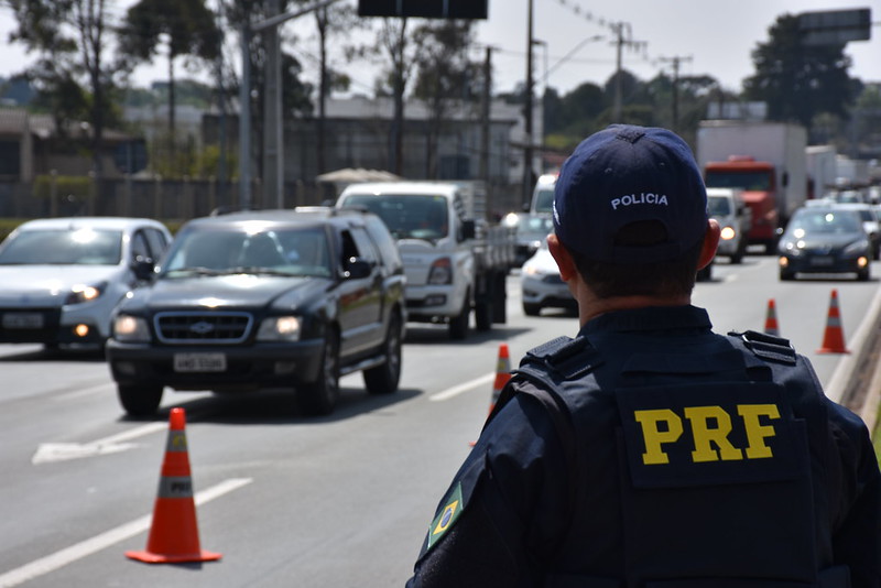  Congestionamento nas rodovias chega a 25 km