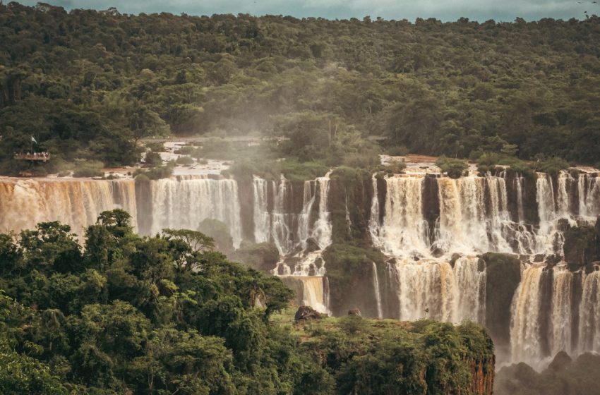  Hotéis de Foz estão com 90% dos leitos reservados