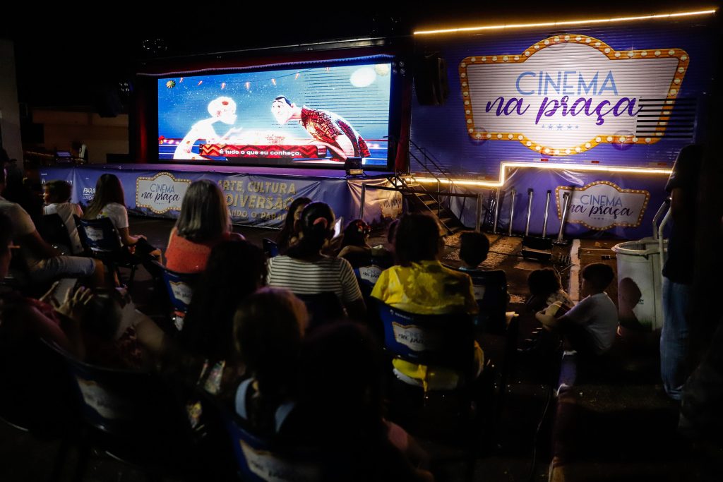 Veranistas terão sessões de cinema gratuitas no litoral  