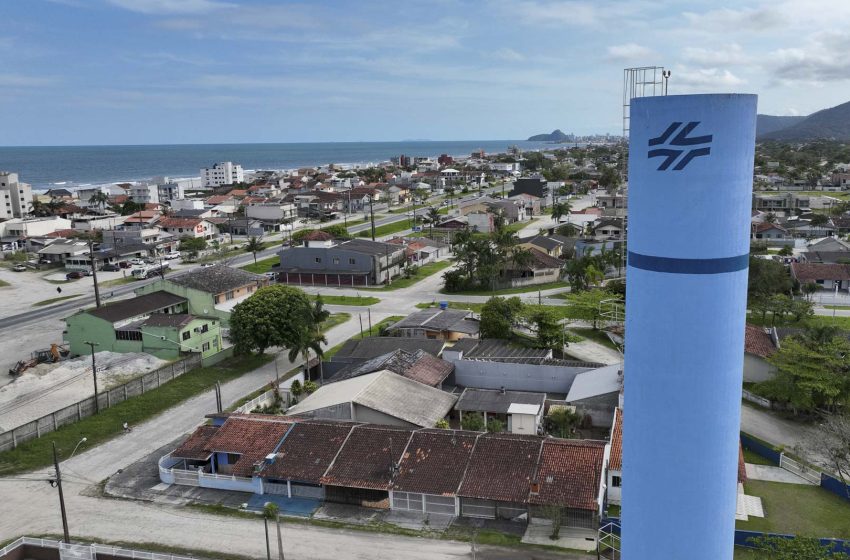  Veranistas consomem 1 bilhão de litros de água no Litoral