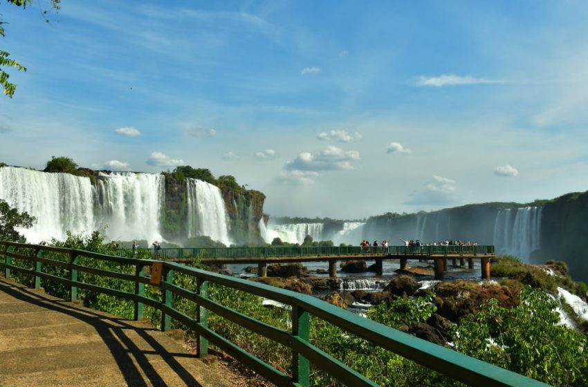 Cataratas do Iguaçu têm horário estendido nas férias de julho