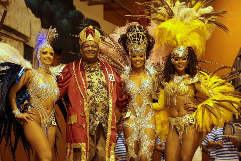 Eleição do Rei Momo abre Carnaval de Curitiba 2023
