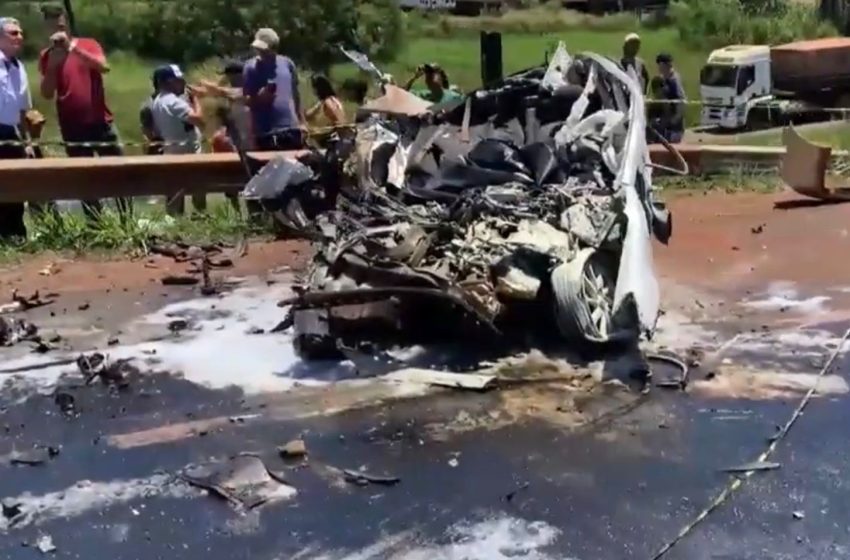  Acidente deixa dois mortos na BR-277 em Foz do Iguaçu