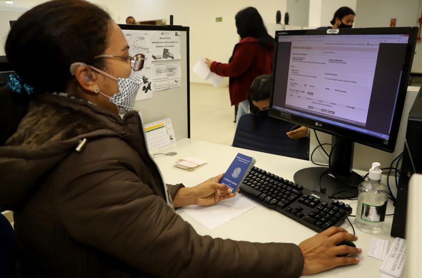 Paraná tem 6.500 novas vagas de emprego com carteira assinada